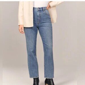 Abercrombie & Fitch The Ankle Straight Ultra High Rise Jeans W/Raw Hem Size 26/2
